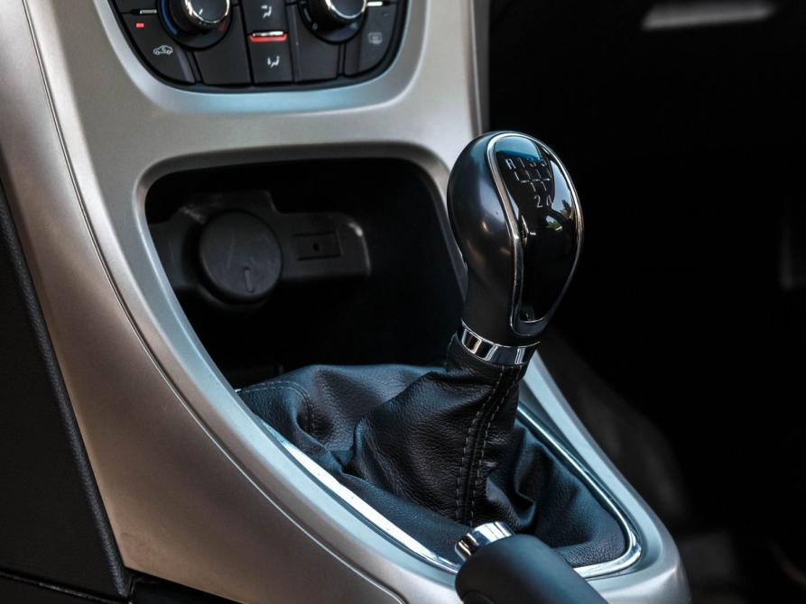 Opel Astra J Уфа  - изображение 12