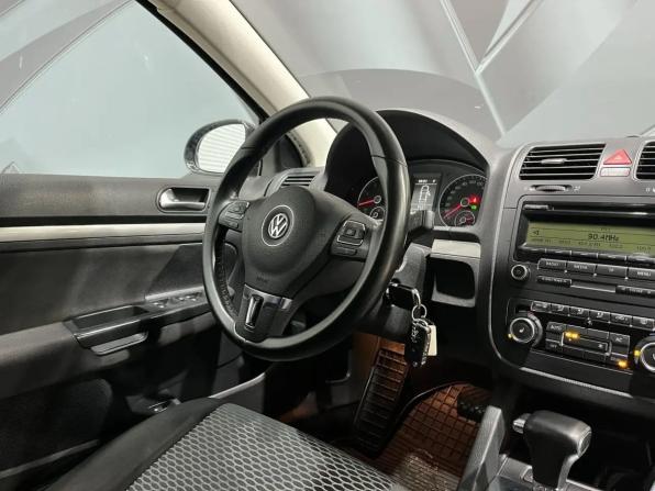 Volkswagen Jetta V с пробегом 2010 года, цена 620 000 рублей, 181652 км, седан, Автокод Объявления