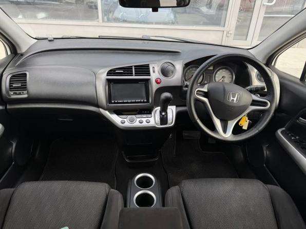 Honda Stream II Рестайлинг с пробегом 2012 года, цена 1 300 000 рублей, 182520 км, компактвэн, Автокод Объявления