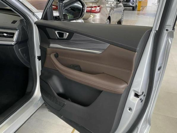 Xcite X-Cross 8 с пробегом 2024 года, цена 2 800 000 рублей, 8 км, внедорожник, Автокод Объявления