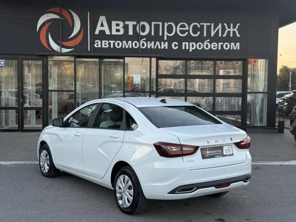Lada (ВАЗ) Vesta I Рестайлинг (NG) с пробегом 2024 года, цена 1 475 000 рублей, 704 км, седан, Автокод Объявления