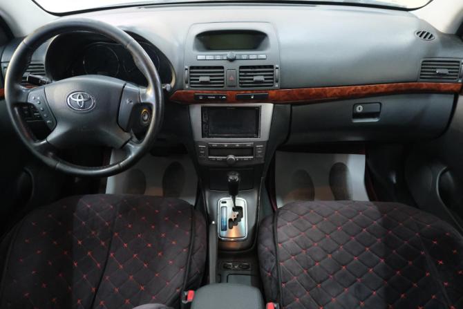 Toyota Avensis II с пробегом 2004 года, цена 749 000 рублей, 296000 км, седан, Автокод Объявления