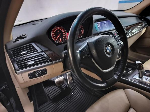 BMW X5 II (E70) Рестайлинг с пробегом 2010 года, цена 1 660 000 рублей, 323311 км, внедорожник, Автокод Объявления
