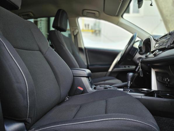 Toyota RAV4 IV (XA40) Рестайлинг с пробегом 2018 года, цена 2 200 000 рублей, 155555 км, внедорожник, Автокод Объявления