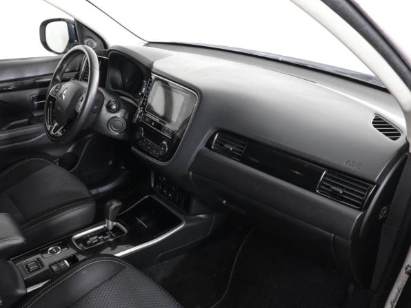 Mitsubishi Outlander III Рестайлинг 3 с пробегом 2019 года, цена 2 100 000 рублей, 97841 км, внедорожник, Автокод Объявления