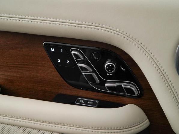 Land Rover Range Rover IV Рестайлинг с пробегом 2019 года, цена 11 935 050 рублей, 41241 км, внедорожник, Автокод Объявления