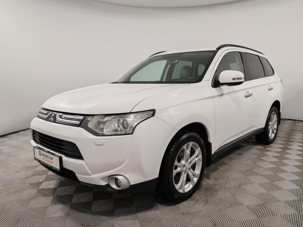 Mitsubishi Outlander III с пробегом 2013 года, цена 1 369 000 рублей, 222799 км, внедорожник, Автокод Объявления