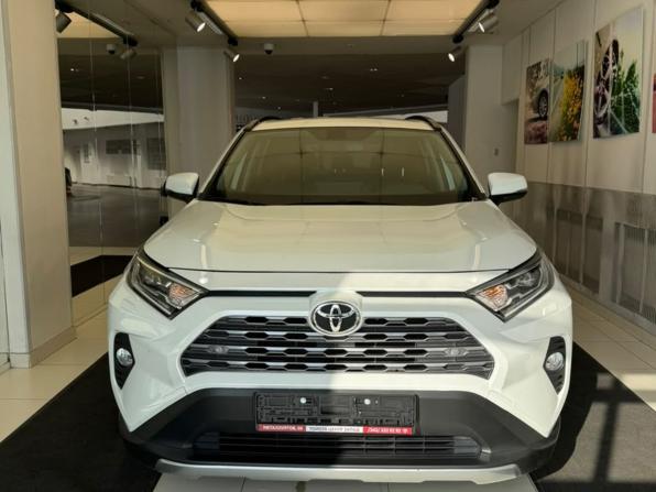 Toyota RAV4 V (XA50) с пробегом 2021 года, цена 3 900 000 рублей, 60682 км, внедорожник, Автокод Объявления
