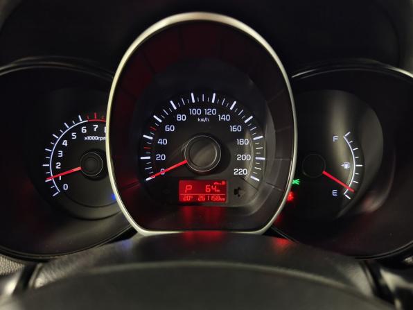 Kia Rio III Рестайлинг с пробегом 2015 года, цена 777 777 рублей, 260794 км, седан, Автокод Объявления