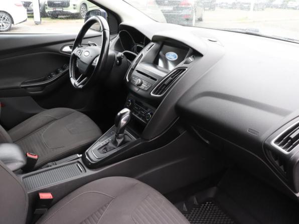 Ford Focus III Рестайлинг с пробегом 2017 года, цена 830 000 рублей, 255066 км, универсал, Автокод Объявления