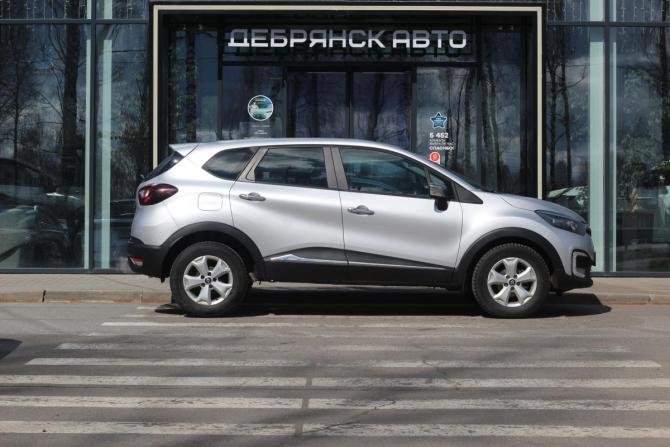 Renault Kaptur I с пробегом 2017 года, цена 1 050 000 рублей, 231378 км, внедорожник, Автокод Объявления