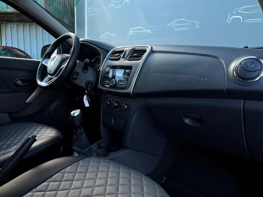 Renault Logan II Рестайлинг Санкт-Петербург  - изображение 7