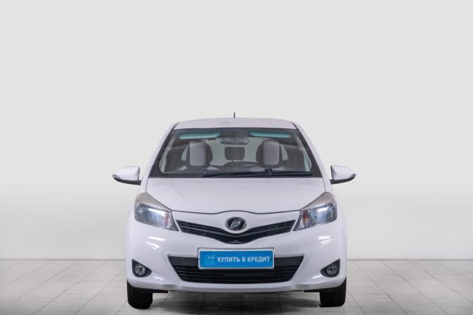 Toyota Vitz III (XP130) с пробегом 2013 года, цена 739 000 рублей, 130000 км, хэтчбек, Автокод Объявления