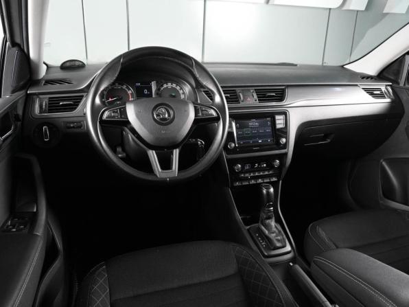 Skoda Rapid I Рестайлинг с пробегом 2018 года, цена 1 459 000 рублей, 127393 км, лифтбек, Автокод Объявления