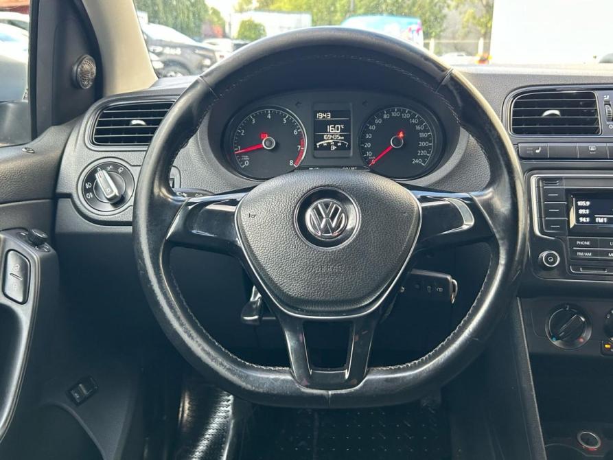 Volkswagen Polo V Рестайлинг Санкт-Петербург  - изображение 16