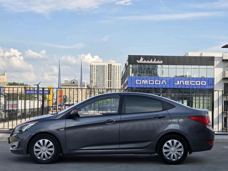 Hyundai Solaris I Рестайлинг Новосибирск  - изображение 8