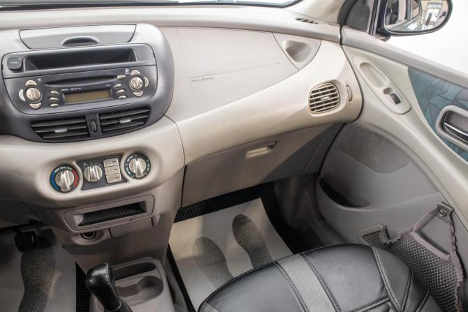 Nissan Almera Tino I с пробегом 2001 года, цена 299 000 рублей, 518000 км, компактвэн, Автокод Объявления