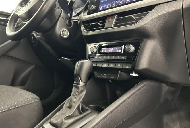 Skoda Rapid II с пробегом 2021 года, цена 1 820 000 рублей, 79600 км, лифтбек, Автокод Объявления