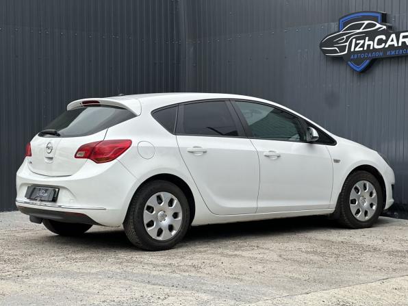 Opel Astra J Рестайлинг с пробегом 2013 года, цена 749 000 рублей, 189300 км, хэтчбек, Автокод Объявления