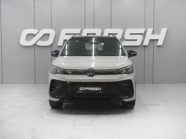 Volkswagen Tiguan III (China Market) с пробегом 2026 года, цена 5 000 000 рублей, 20 км, внедорожник, Автокод Объявления