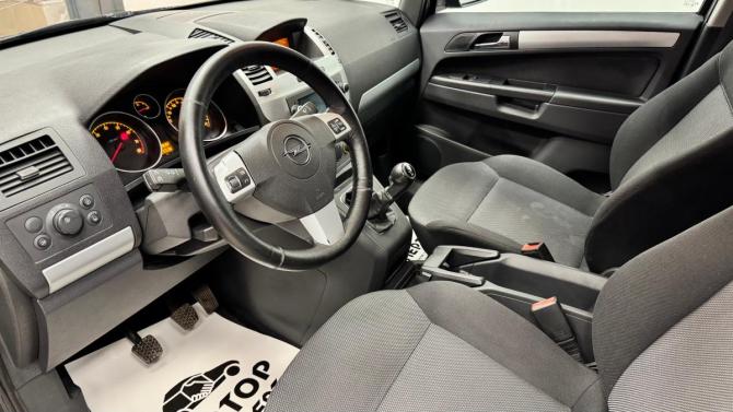 Opel Zafira B Рестайлинг с пробегом 2012 года, цена 675 000 рублей, 221491 км, минивэн, Автокод Объявления