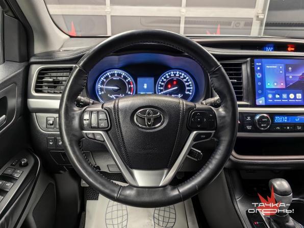 Toyota Highlander III (XU50) с пробегом 2014 года, цена 2 600 000 рублей, 182000 км, внедорожник, Автокод Объявления