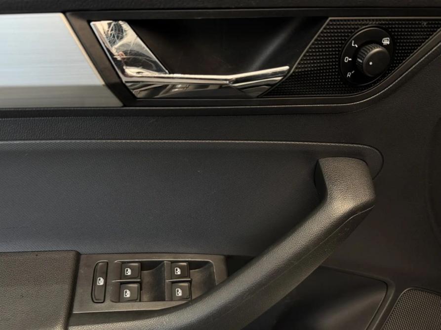 Skoda Rapid I Рестайлинг Екатеринбург  - изображение 15