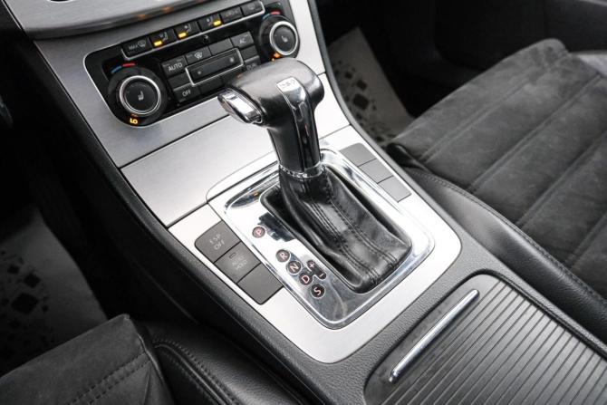 Volkswagen Passat B6 с пробегом 2010 года, цена 849 000 рублей, 206000 км, седан, Автокод Объявления