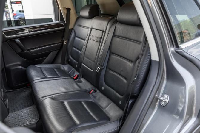 Volkswagen Touareg II Рестайлинг с пробегом 2014 года, цена 2 079 000 рублей, 262052 км, внедорожник, Автокод Объявления