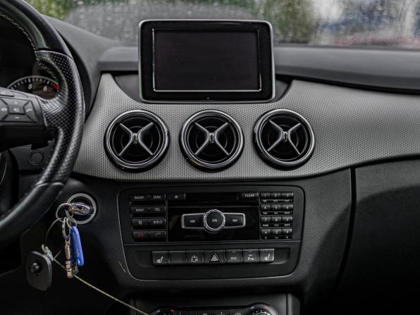 Mercedes-Benz B-Класс II (W246) Рестайлинг с пробегом 2014 года, цена 1 099 000 рублей, 209238 км, хэтчбек, Автокод Объявления