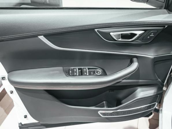 Chery Tiggo 8 Pro I с пробегом 2021 года, цена 1 570 000 рублей, 107223 км, внедорожник, Автокод Объявления