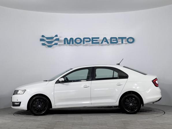 Skoda Rapid I Рестайлинг с пробегом 2017 года, цена 990 000 рублей, 203087 км, лифтбек, Автокод Объявления