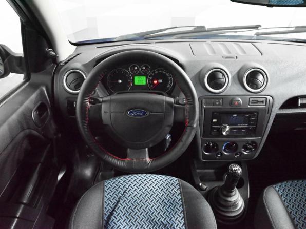 Ford Fusion I Рестайлинг с пробегом 2007 года, цена 350 000 рублей, 292647 км, хэтчбек, Автокод Объявления