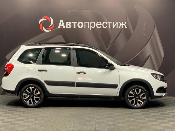 Lada (ВАЗ) Granta I Рестайлинг с пробегом 2024 года, цена 960 000 рублей, 2900 км, универсал, Автокод Объявления