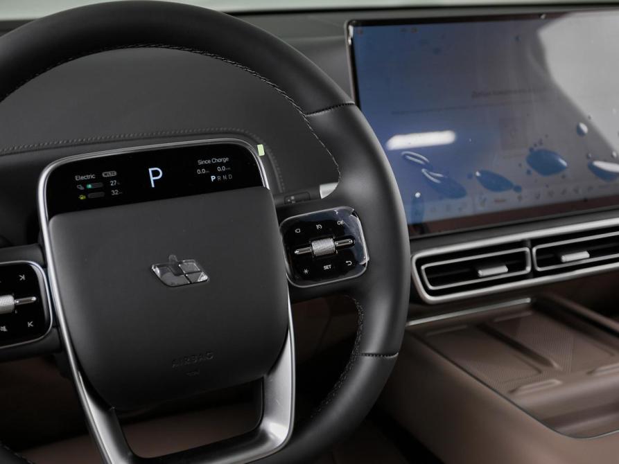 Li Auto (Lixiang) L9 I Рестайлинг Москва  - изображение 16