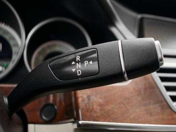Mercedes-Benz E-Класс IV (W212 S212 C207) Рестайлинг с пробегом 2013 года, цена 2 270 000 рублей, 207684 км, седан, Автокод Объявления