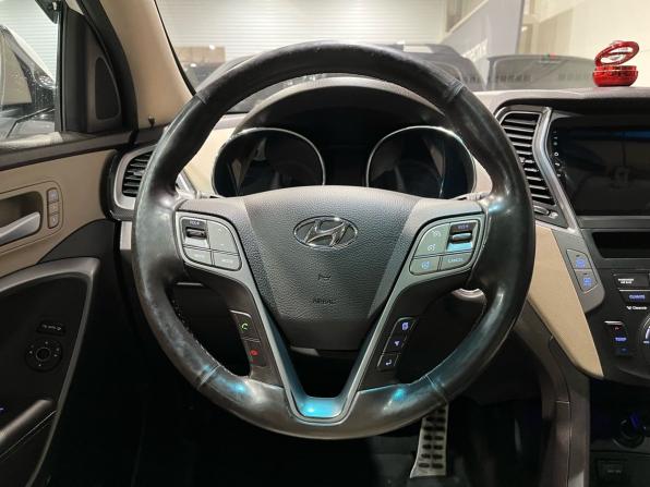 Hyundai Santa Fe III с пробегом 2013 года, цена 1 850 000 рублей, 189433 км, внедорожник, Автокод Объявления