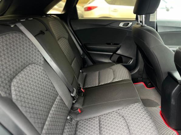 Kia Ceed III с пробегом 2020 года, цена 1 850 000 рублей, 97588 км, хэтчбек, Автокод Объявления