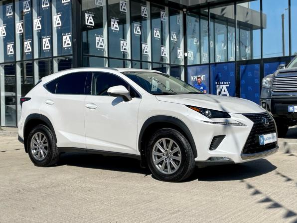 Lexus NX I Рестайлинг с пробегом 2020 года, цена 2 670 000 рублей, 130000 км, внедорожник, Автокод Объявления