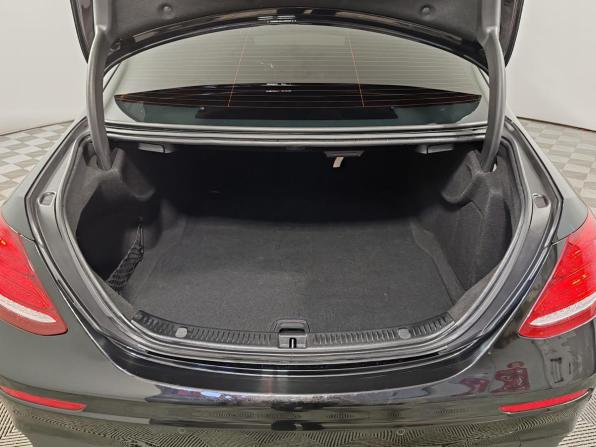 Mercedes-Benz E-Класс V (W213 S213 C238) с пробегом 2018 года, цена 3 129 000 рублей, 94152 км, седан, Автокод Объявления