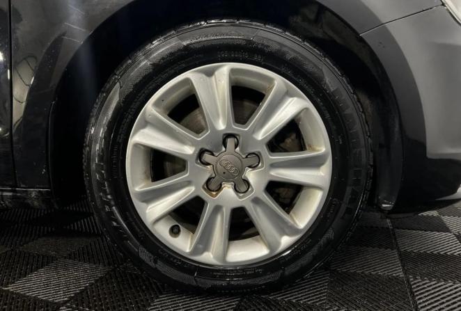 Audi A1 I (8X) с пробегом 2012 года, цена 1 000 000 рублей, 212287 км, хэтчбек, Автокод Объявления