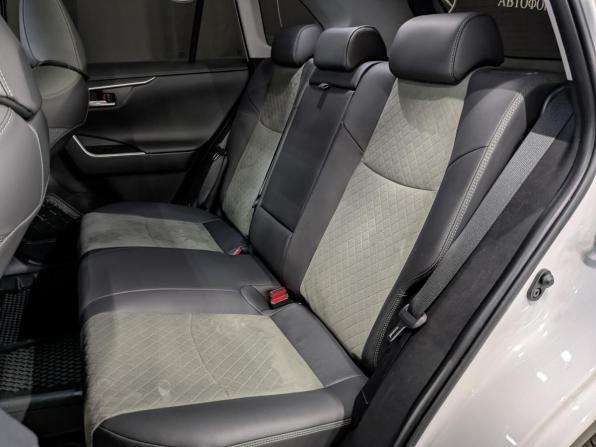 Toyota RAV4 V (XA50) с пробегом 2025 года, цена 4 160 000 рублей, 5170 км, внедорожник, Автокод Объявления
