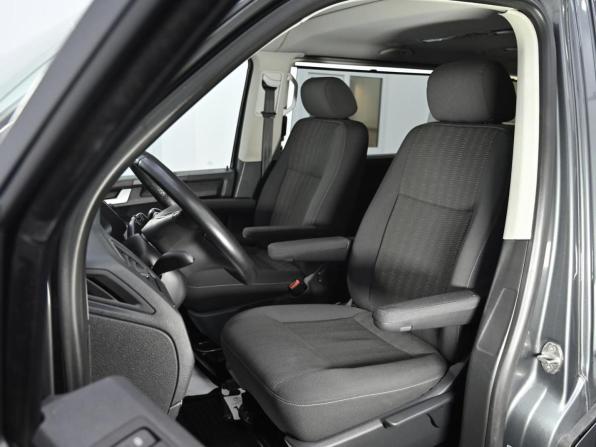 Volkswagen Caravelle T6 с пробегом 2019 года, цена 3 449 000 рублей, 136000 км, минивэн, Автокод Объявления