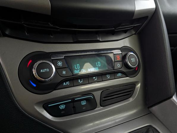 Ford Focus III с пробегом 2011 года, цена 875 000 рублей, 93361 км, хэтчбек, Автокод Объявления