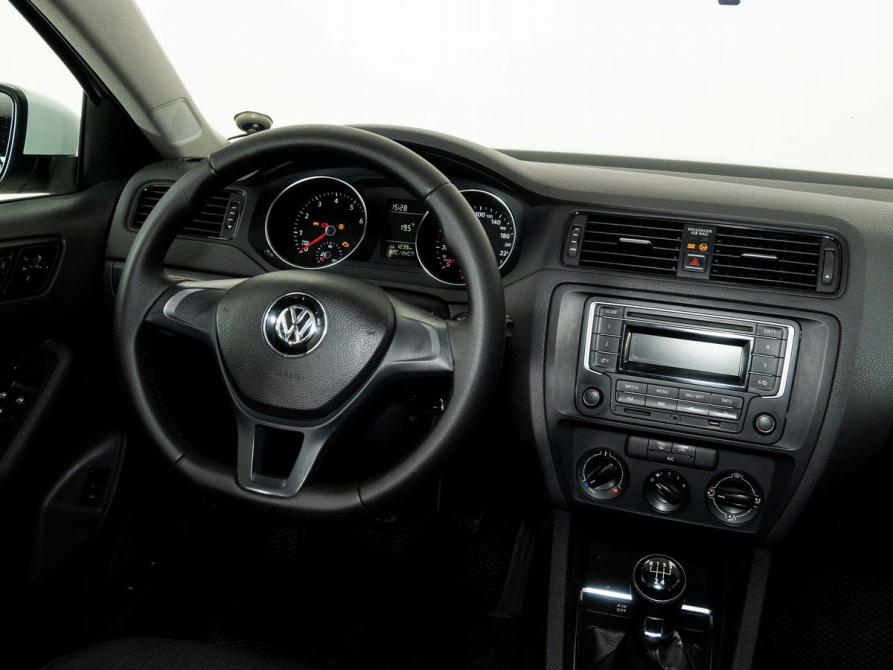 Volkswagen Jetta VI Рестайлинг Казань  - изображение 13