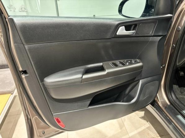 Kia Sportage IV с пробегом 2017 года, цена 1 941 692 рубля, 126328 км, внедорожник, Автокод Объявления