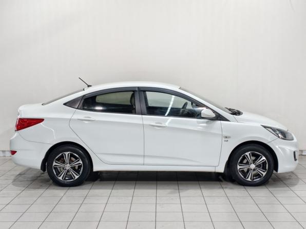 Hyundai Solaris I с пробегом 2013 года, цена 779 800 рублей, 144605 км, седан, Автокод Объявления
