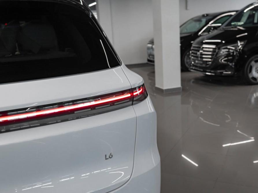 Li Auto (Lixiang) L6 Москва  - изображение 32
