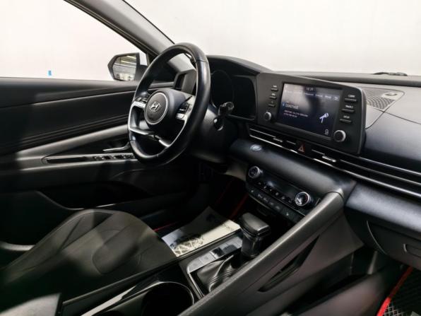 Hyundai Elantra VII (CN7) с пробегом 2021 года, цена 2 030 000 рублей, 85624 км, седан, Автокод Объявления