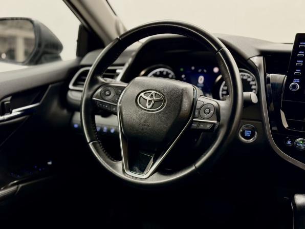Toyota Camry VIII (XV70) Рестайлинг с пробегом 2021 года, цена 3 729 000 рублей, 29220 км, седан, Автокод Объявления